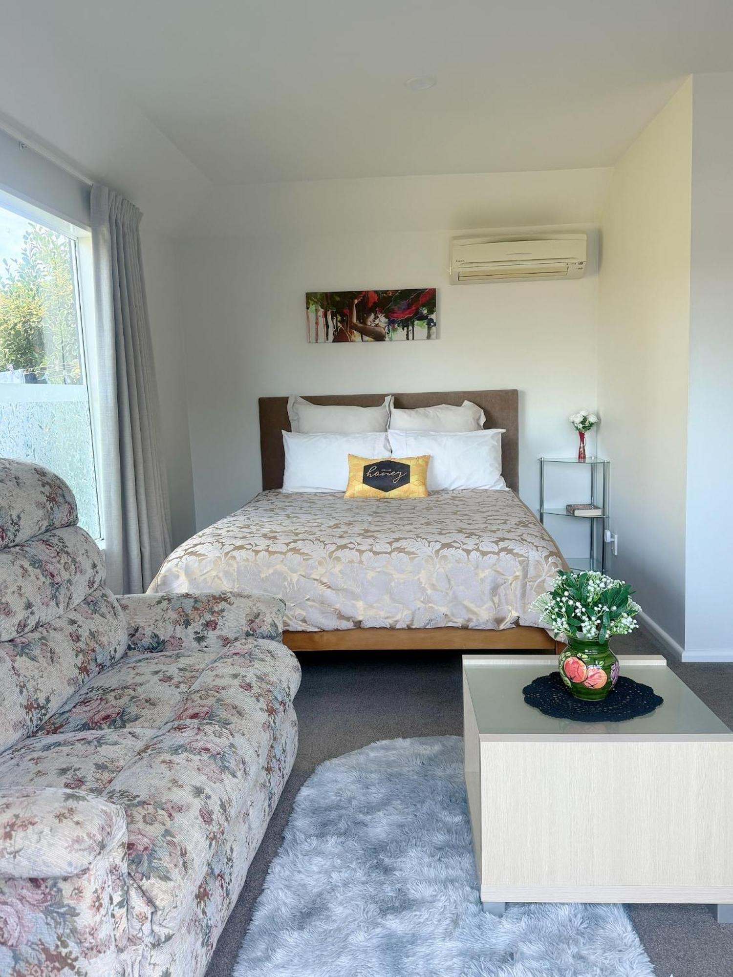 Cozy And Sunny Room Near City To Seapath Christchurch Eksteriør billede
